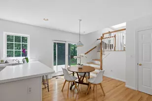 81 Parish Rd, Needham, MA 02494 - Photo 9