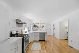 81 Parish Rd, Needham, MA 02494 - Photo 7