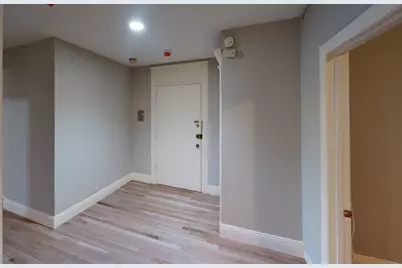 466 Commonwealth Ave. #406, Boston, MA 02215 - Photo 3