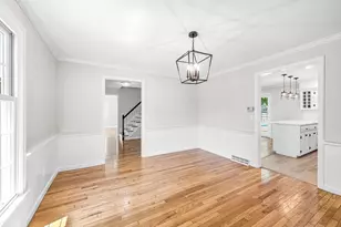 252 Pinewood Dr, Longmeadow, MA 01106 - Photo 5