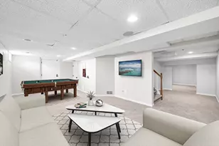252 Pinewood Dr, Longmeadow, MA 01106 - Photo 35
