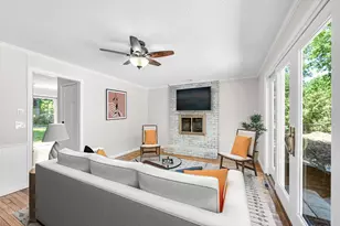 252 Pinewood Dr, Longmeadow, MA 01106 - Photo 7