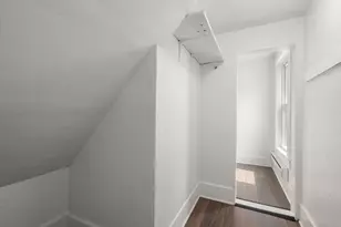 26 Vernon St, Holyoke, MA 01040 - Photo 21