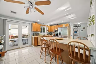 275 Washington St, Taunton, MA 02780 - Photo 17