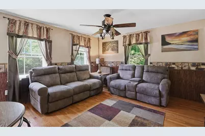 207 River St, Winchendon, MA 01475 - Photo 5