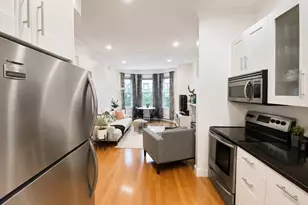 15 Garrison St, Boston, MA 01880 - Photo 7