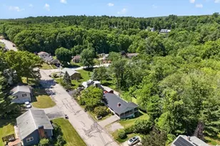 60 Pinedale St, Southbridge, MA 01550 - Photo 37