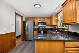 60 Pinedale St, Southbridge, MA 01550 - Photo 17