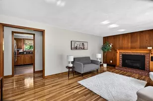 60 Pinedale St, Southbridge, MA 01550 - Photo 9