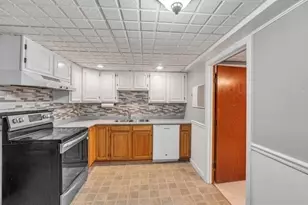 109 N Brookfield Rd, Barre, MA 01005 - Photo 11