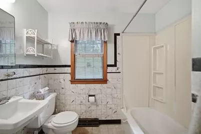 40 West Canton Circle, Springfield, MA 01104 - Photo 11