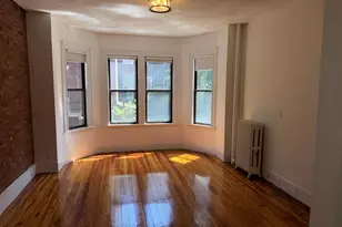 35 Revere St, Boston, MA 02114 - Photo 3
