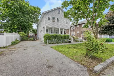 178-180 Brookside Pkwy, Medford, MA 02155 - Photo 1