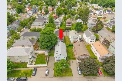 178-180 Brookside Pkwy, Medford, MA 02155 - Photo 3