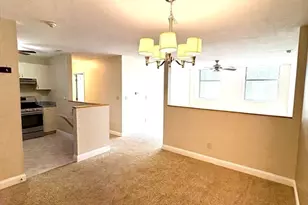 34 Newhall St, Lowell, MA 01852 - Photo 11