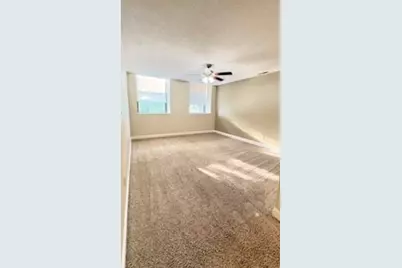 34 Newhall St #212, Lowell, MA 01852 - Photo 9