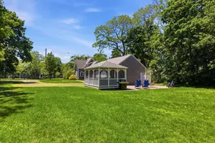 18 Nobscussett Rd, Dennis, MA 02638 - Photo 7