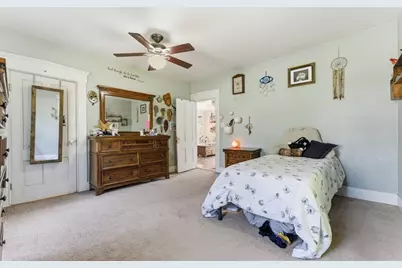 211 Village St, Medway, MA 02053 - Photo 19