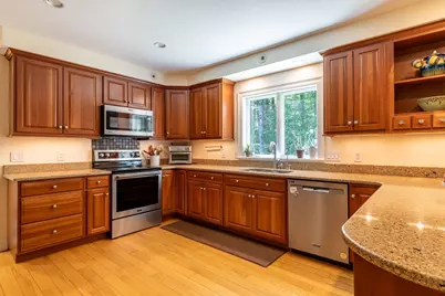 18 Fort Hill Rd, Williamsburg, MA 01039 - Photo 9