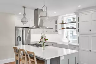 284 Bunker Hill St, Boston, MA 02129 - Photo 17