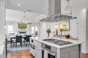 284 Bunker Hill St, Boston, MA 02129 - Photo 15
