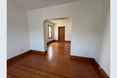 58 Willow Ave #58A, Somerville, MA 02144 - Photo 3
