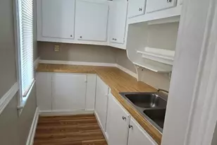 396 Chandler St, Worcester, MA 01602 - Photo 5