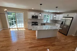 147 Parkerview St, Springfield, MA 01119 - Photo 7