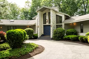 550 Wolf Swamp, Longmeadow, MA 01106 - Photo 3