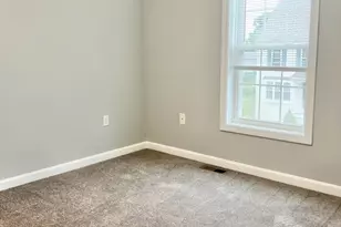 17 Foster St, Brockton, NH 03201 - Photo 7