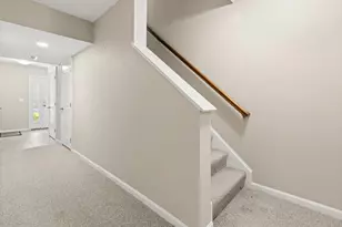 4 Fairview St, Chelmsford, MA 01863 - Photo 7