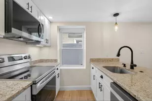 70 Kingman Ave, Revere, MA 02151 - Photo 3