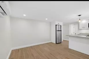 70 Kingman Ave, Revere, MA 02151 - Photo 5