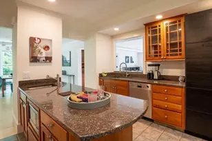 114 S Main St, Northampton, MA 01062 - Photo 13