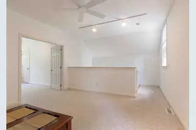 114 S Main St, Northampton, MA 01062 - Photo 37
