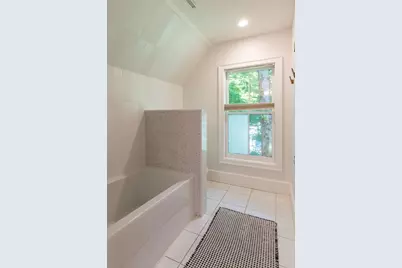 114 S Main St, Northampton, MA 01062 - Photo 27