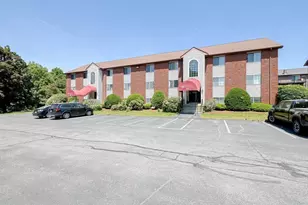 2400 Skyline Dr, Lowell, MA 01854 - Photo 19