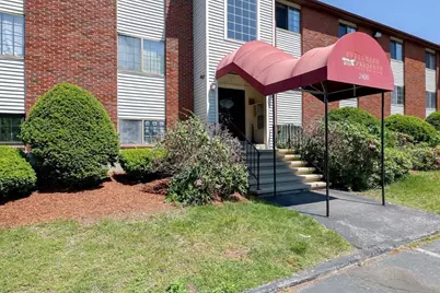2400 Skyline Dr #1, Lowell, MA 01854 - Photo 17