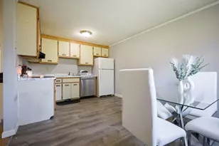 2400 Skyline Dr, Lowell, MA 01854 - Photo 11