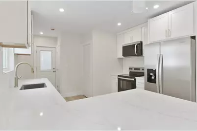 66 Cushman Rd #2, Boston, MA 02135 - Photo 7