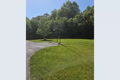 1026 Worcester Rd, New Braintree, MA 01531 - Photo 21