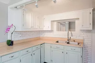 3 Rockland St, Fairhaven, MA 02719 - Photo 9