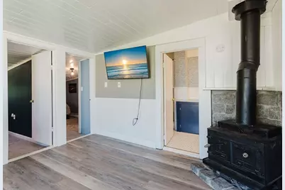 3 Rockland St, Fairhaven, MA 02719 - Photo 13