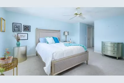 102 Torrey Lane Ext #102, Holden, MA 01520 - Photo 11