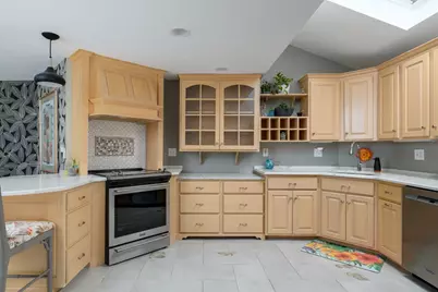 102 Torrey Lane Ext #102, Holden, MA 01520 - Photo 3