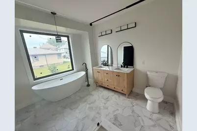 115 Ricketson St, New Bedford, MA 02744 - Photo 15