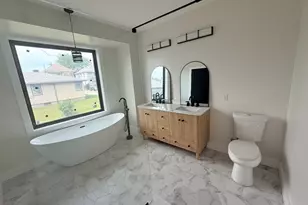 115 Ricketson St, New Bedford, MA 02744 - Photo 15