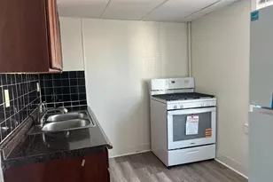 1017 Pine St, Fall River, MA 02723 - Photo 17