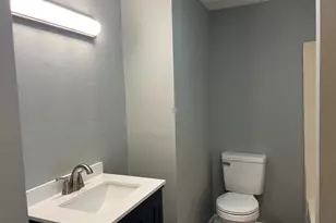 1017 Pine St, Fall River, MA 02723 - Photo 5