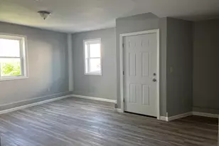1017 Pine St, Fall River, MA 02723 - Photo 7